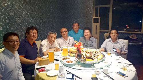 上海和僑会幹部との食事会